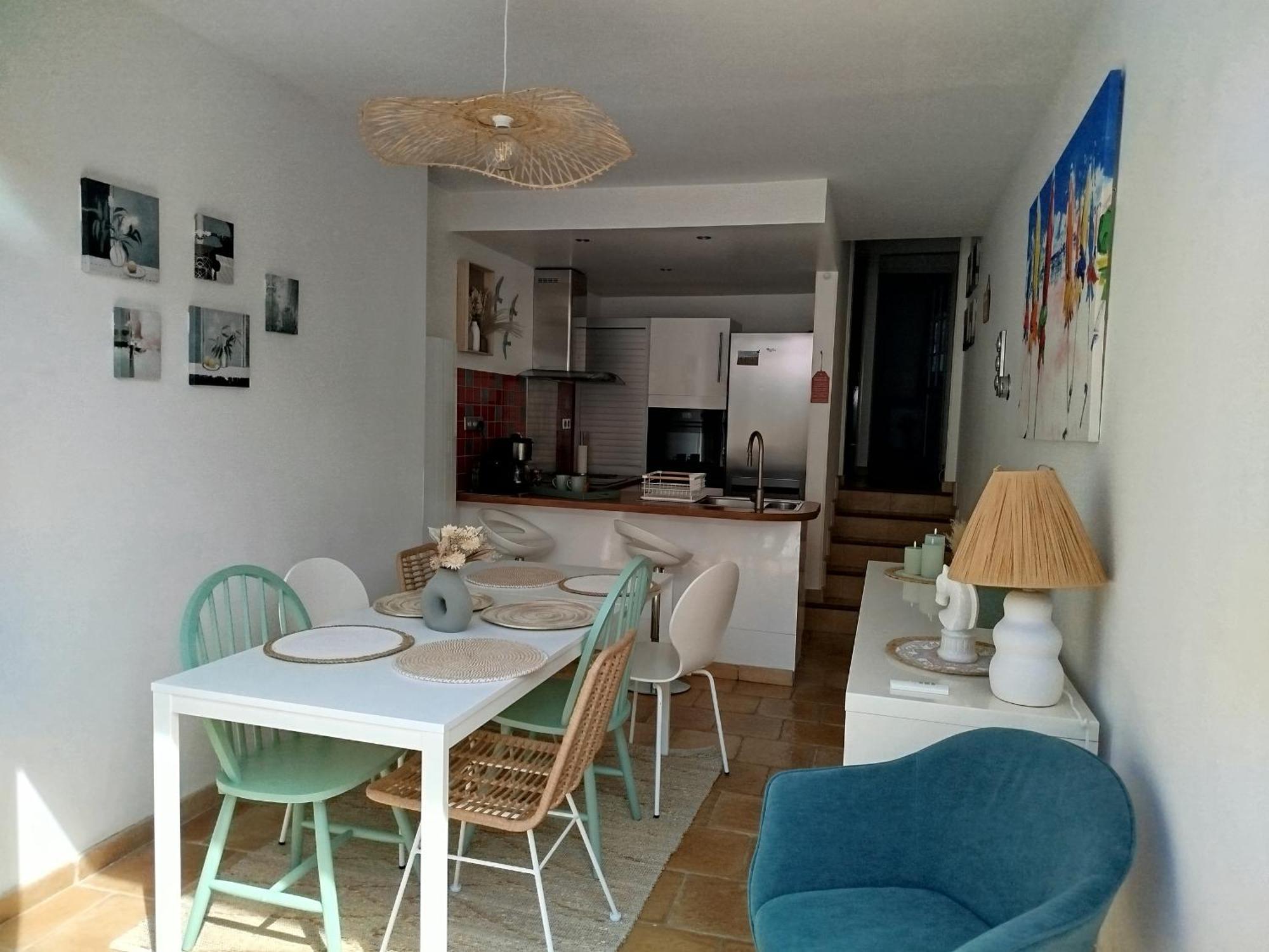 La En Toile De Fond! Hébergement de vacances *